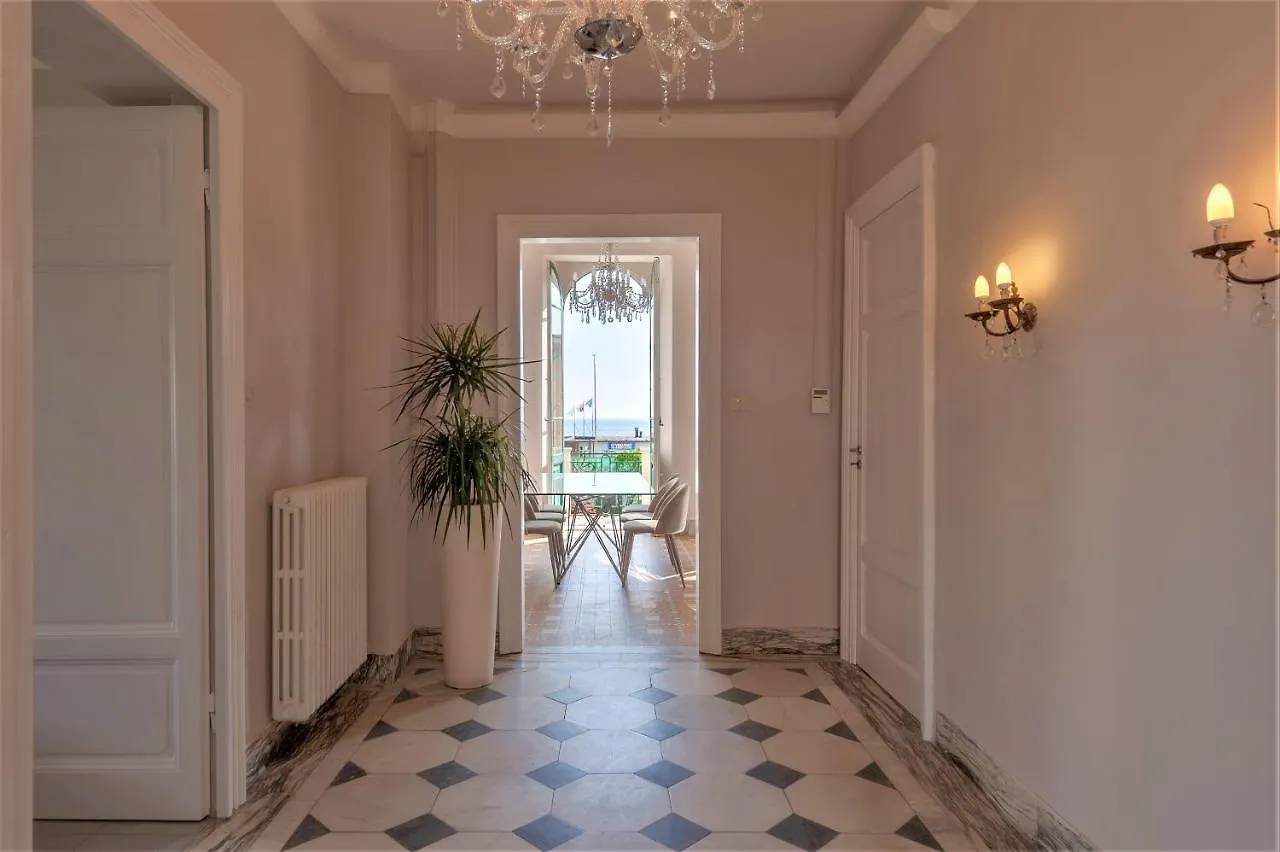 - Poetic Seafront Penthouse Versilia - Massa  İtalya